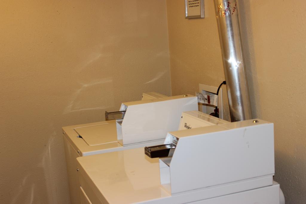 Knights Inn&suites - Motel Grand Forks