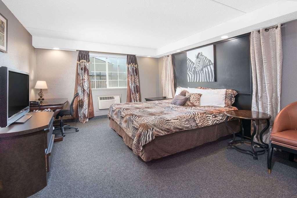 Knights Inn&suites - Motel Grand Forks