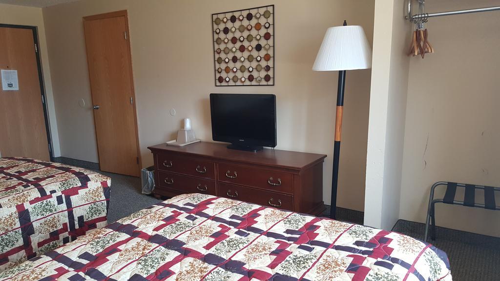 Knights Inn&suites - 2*