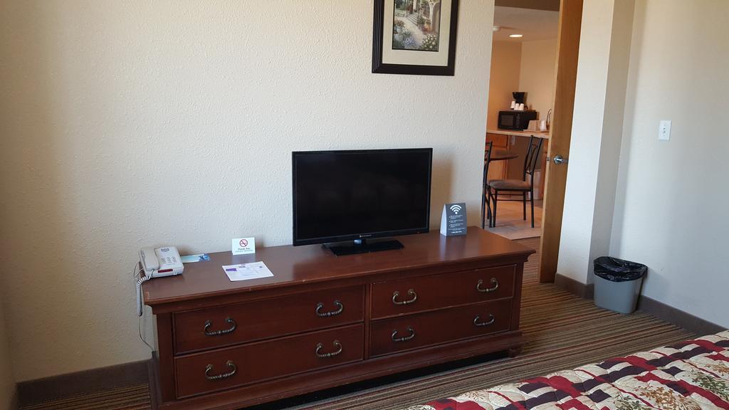 Motel Knights Inn&suites - 2*