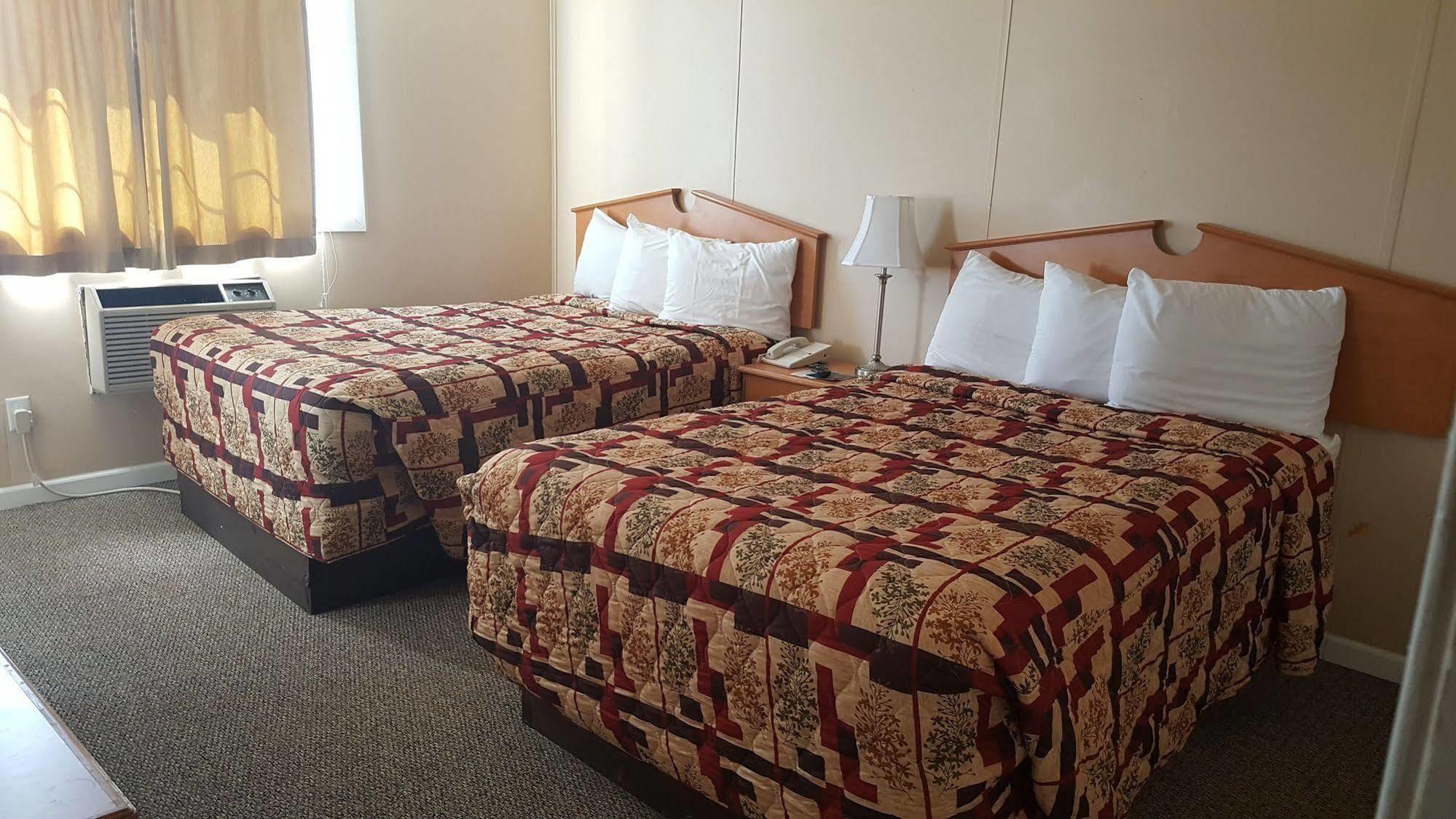 Knights Inn&suites -