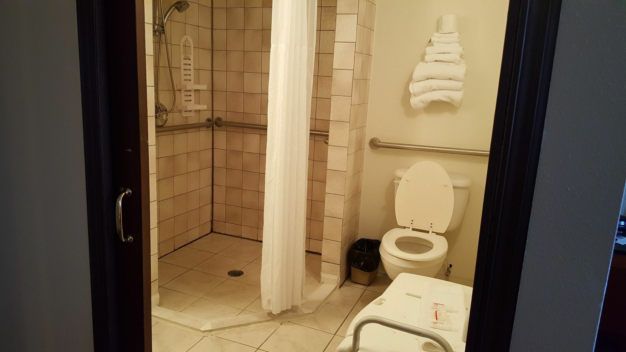 Motel Knights Inn&suites - Grand Forks
