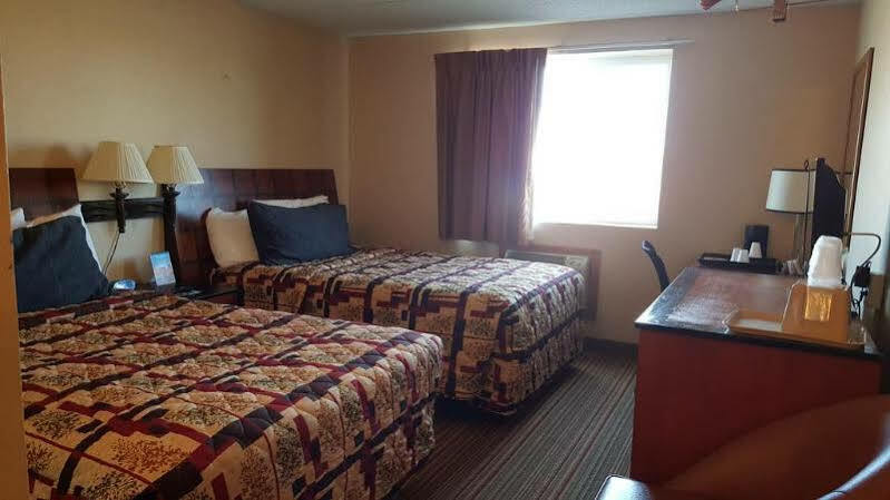 Knights Inn&suites - Grand Forks